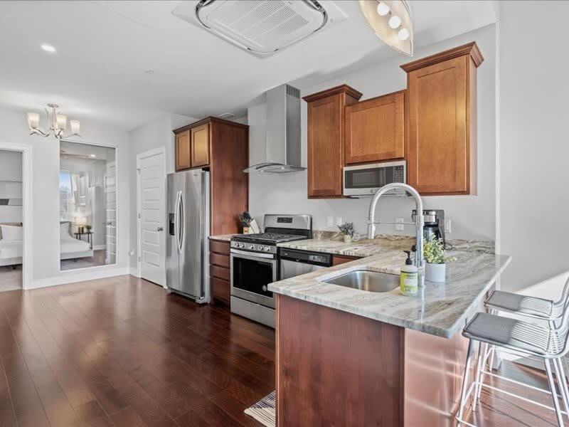 Cozysuites Roomy 1Br, Ppg Paints Arena, Pitts Питтсбург Экстерьер фото
